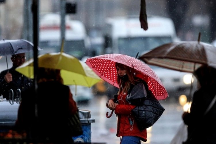 Bursa'ya Meteoroloji'den uyarı! Marmara dahil 7 b&ouml;lgede g&ouml;k g&uuml;r&uuml;lt&uuml;l&uuml; sağanak yağış bekleniyor