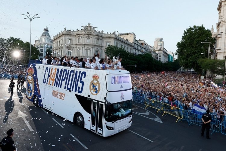 Real Madrid, şampiyonluğunu kutladı