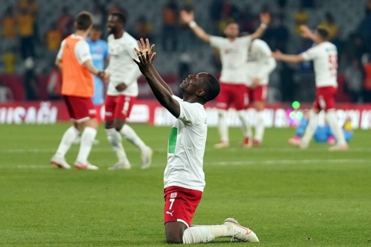 Sivasspor'un kupa golc&uuml;s&uuml; Max Gradel
