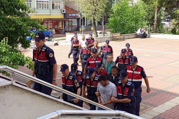 Kesikbaş cinayetinde 11 kişiden 5'i adliyede