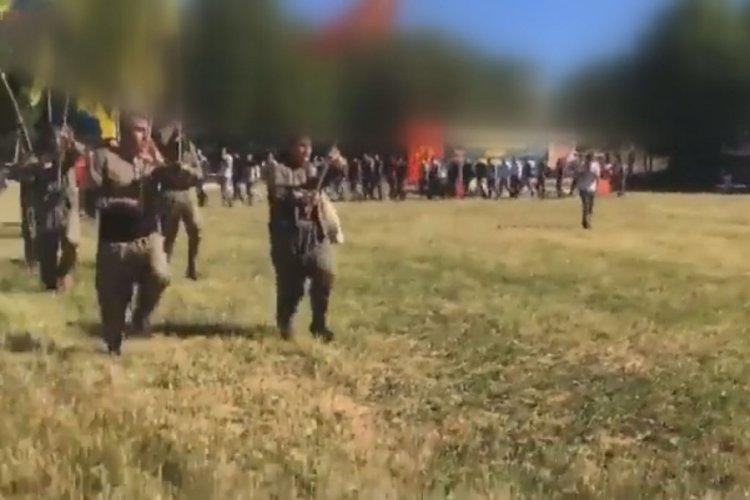 Fransa'daki ter&ouml;ristlerden 'ideolojik kamp' etkinliği
