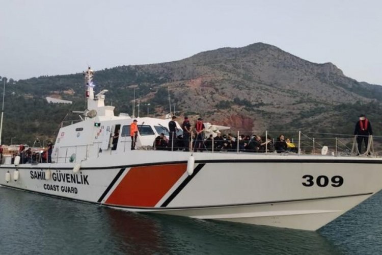 ABD bandıralı gemide 223 g&ouml;&ccedil;men yakalandı