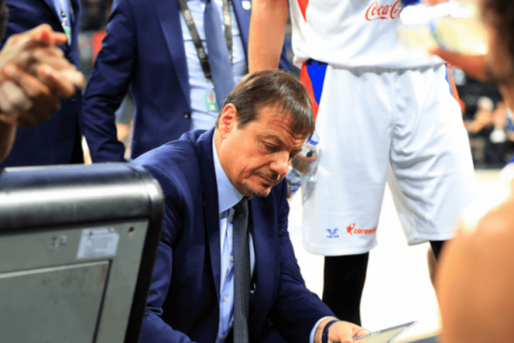 Ergin Ataman'dan Burak Elmas a&ccedil;ıklaması
