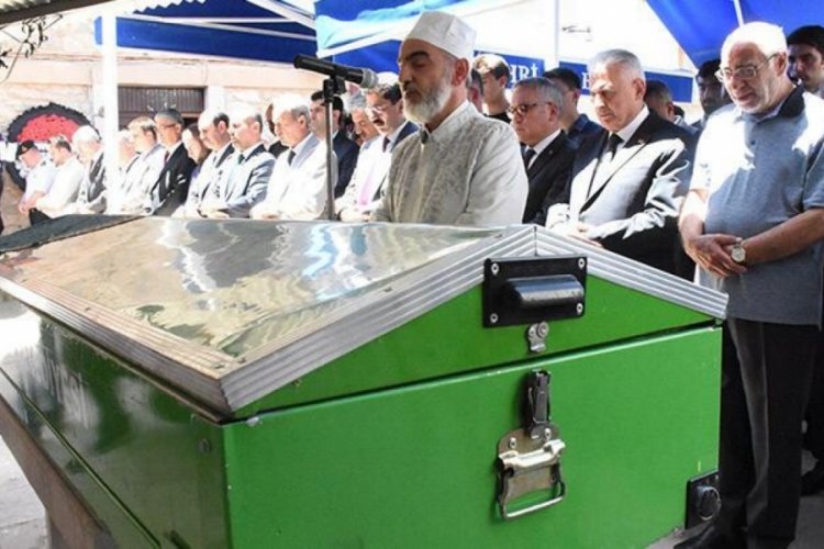 Binali Yıldırım, Olcay Aydın'ın cenazesine katıldı