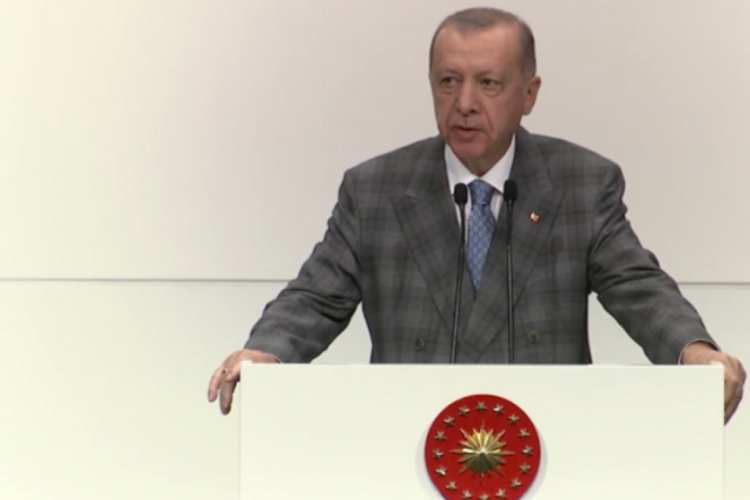 Cumhurbaşkanı'ndan 'b&uuml;rokratlara tehdit' tepkisi
