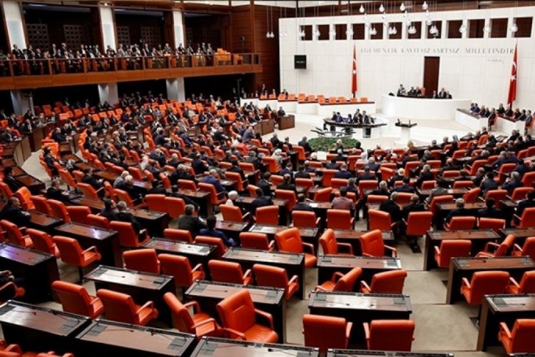 M&uuml;silajla m&uuml;cadeleye ilişkin teklif komisyonda başladı