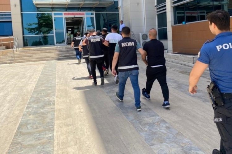 Uygunsuz fotoğraflar &ccedil;ekip şantaj yapan &ccedil;ete &ccedil;&ouml;kertildi