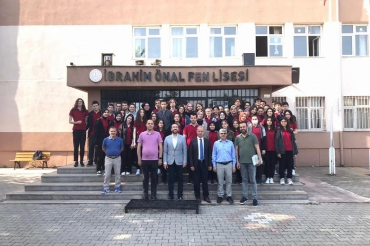 Bursa'da Mustafakemalpaşa Belediyesinden &ouml;ğrencilere tam destek