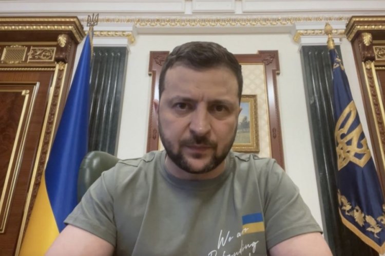 Volodimir Zelenski: 32 medya temsilcisi &ouml;ld&uuml;r&uuml;ld&uuml;