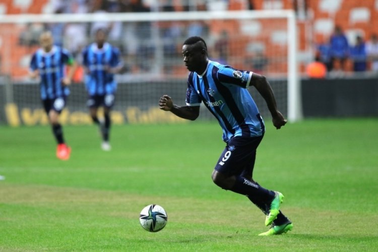 S&uuml;per Lig'de 11 futbolcu hat-trick yaptı