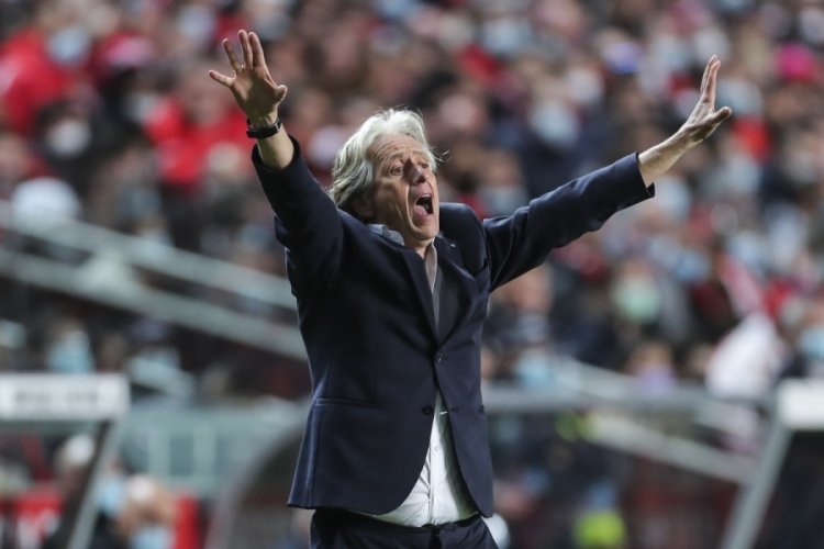 Fenerbah&ccedil;e'de Jorge Jesus ile anlaştı