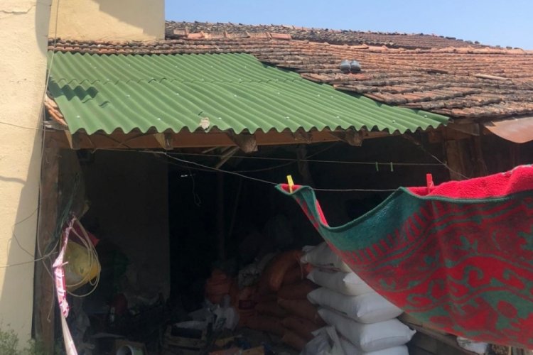 Sakarya'da bir kişi anteni d&uuml;zeltirken &ccedil;atıdan d&uuml;şerek &ouml;ld&uuml;