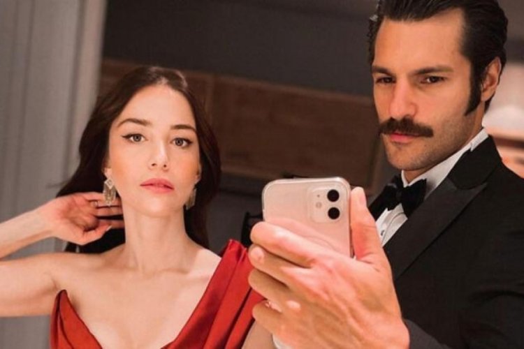 &Ouml;zge G&uuml;rel'den Serkan &Ccedil;ayoğlu'na: &Ccedil;ok aşığım