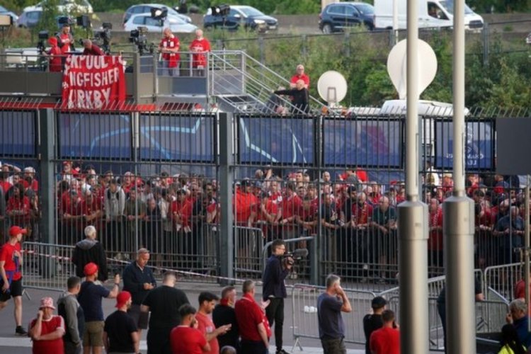 Fransız h&uuml;k&uuml;metinden şampiyonlar ligi ma&ccedil;ıyla ilgili itiraf