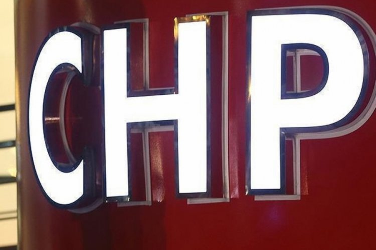 Başkan &Ouml;zer, CHP'den istifa etti
