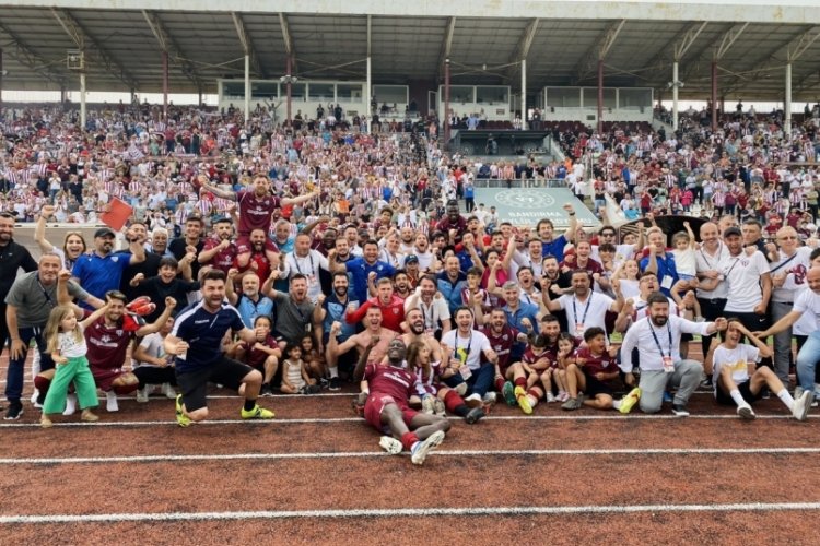 S&uuml;per Lig'e y&uuml;kselecek son takım belli oluyor