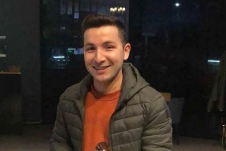 Uzman &ccedil;avuş, ara&ccedil;ta &ouml;ld&uuml;r&uuml;lm&uuml;ş halde bulundu