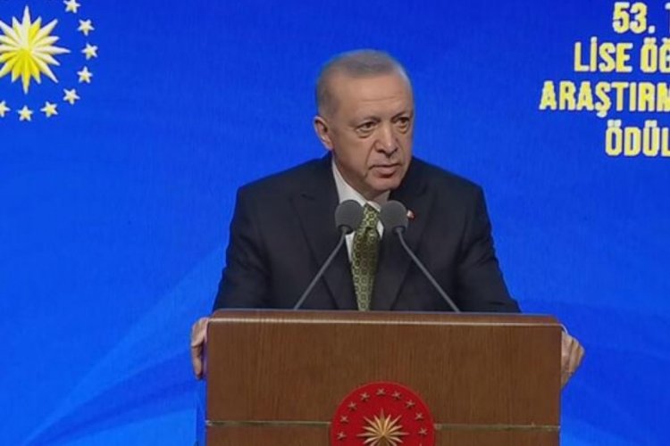 Cumhurbaşkanı Erdoğan: Yardımcı kaynaklarımızı da &ouml;ğrencilerimize ulaştıracağız