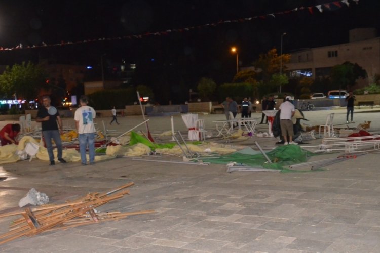HEM sergisini fırtına vurdu: 6 yaralı