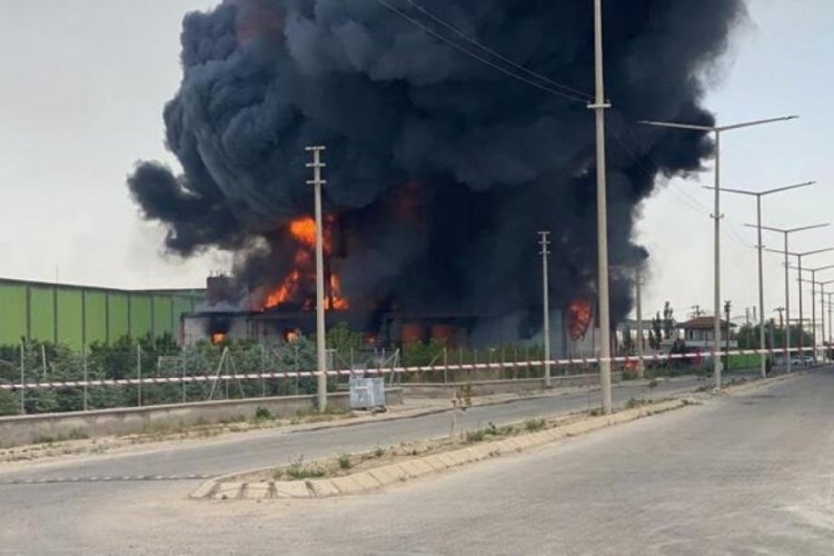 Niğde'de yağ fabrikasında yangın