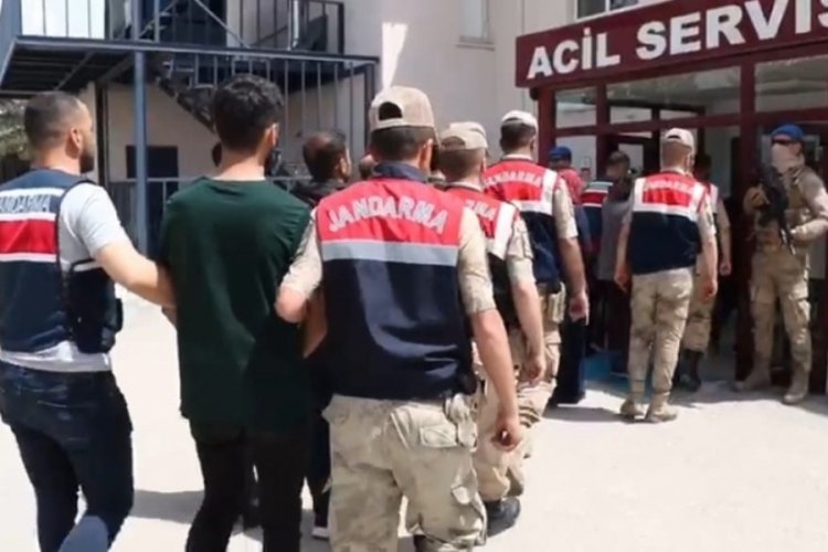4 ilde ter&ouml;r operasyonu: 11 g&ouml;zaltı