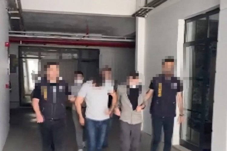 Sosyal medya dolandırıcıları yakayı ele verdi