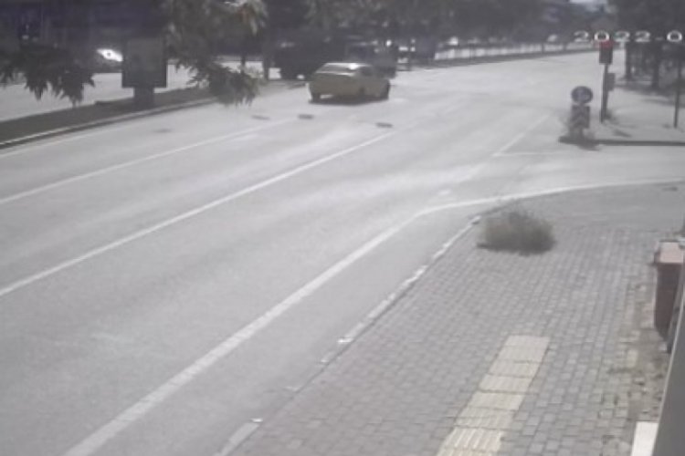 Bursa'daki feci kazada kafa kafaya &ccedil;arpıştılar
