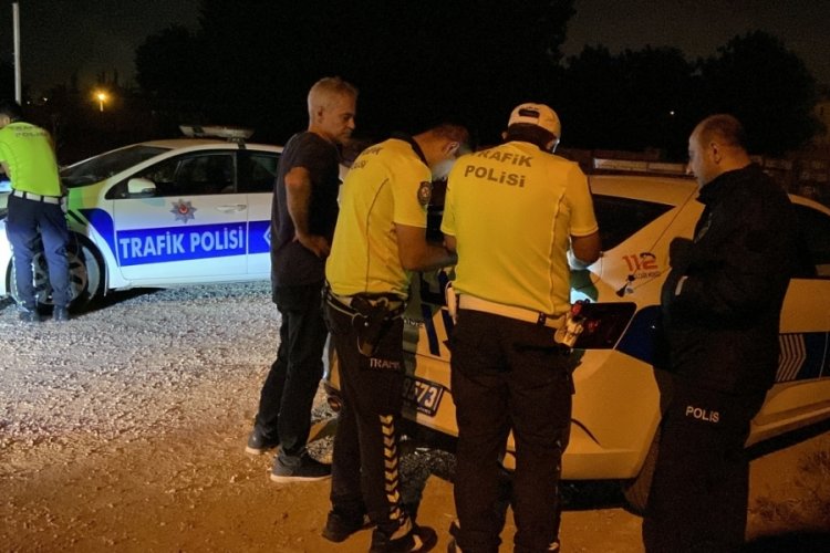 Bursa'da alkoll&uuml; s&uuml;r&uuml;c&uuml;ye 7 bin 517 TL ceza