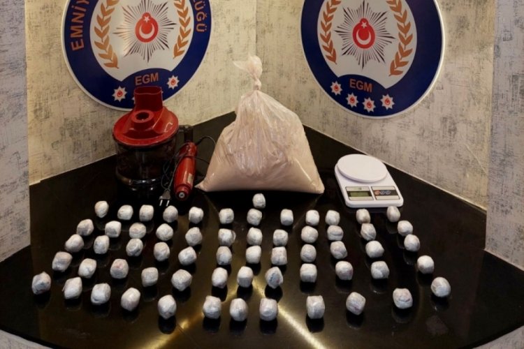 Ankara'da 6 kilo eroin ele ge&ccedil;irildi: Yabancı uyruklu 3 kişiye g&ouml;zaltı