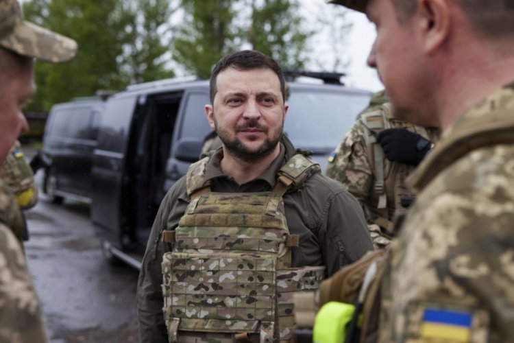 Zelenskiy, Zaporijya'yı ziyaret etti
