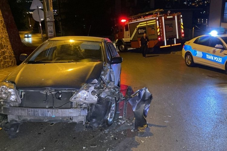 Kaza yapan s&uuml;r&uuml;c&uuml;, "Ehliyetimi kaybedemem" deyip ka&ccedil;tı