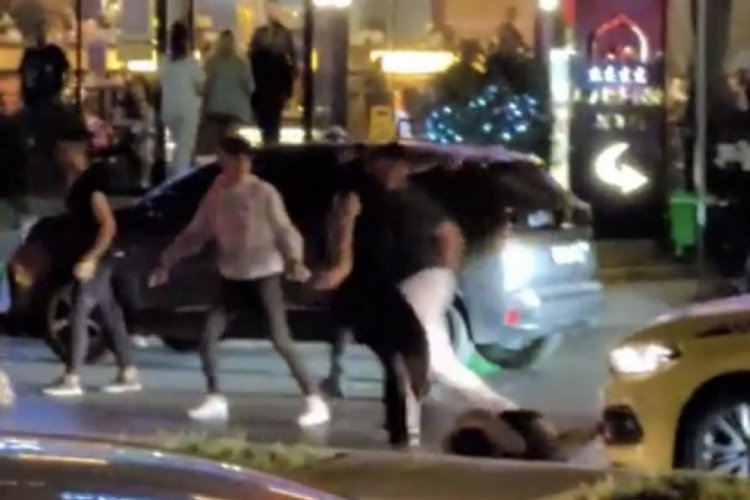 İstanbul'da hesabı &ouml;demeyince dayak yediler