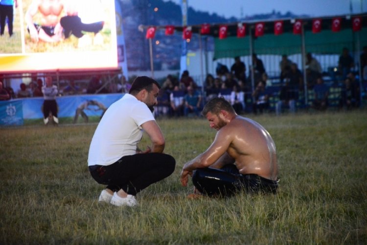 İsmail Balaban oyunu bıraktı, seyirciler şaşkına d&ouml;nd&uuml;