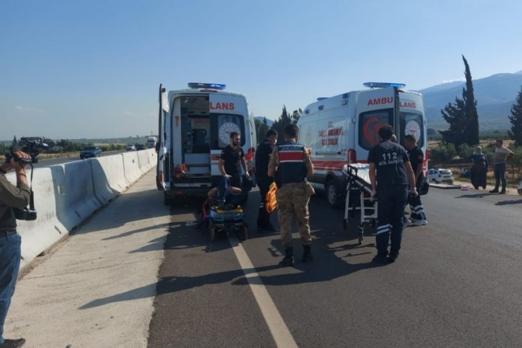 Saman yangını zincirlemeye kazaya neden oldu: 10 yaralı