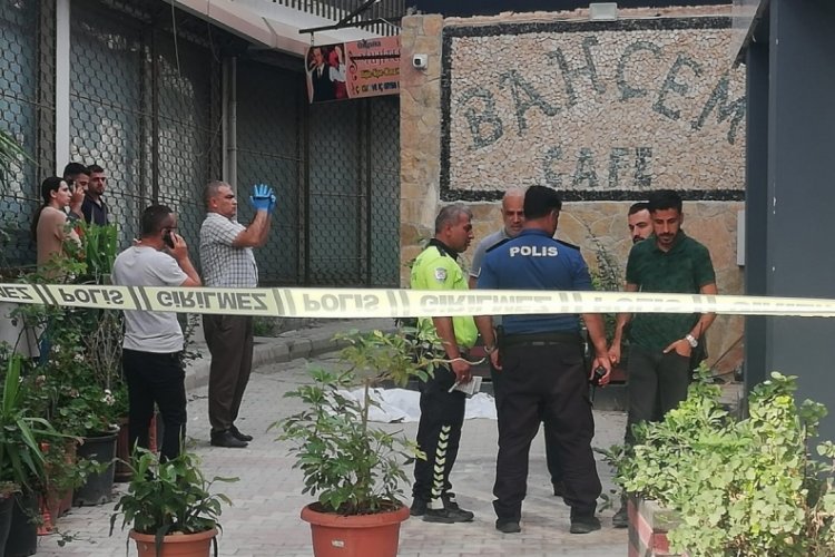 Aylin, sokak ortasında &ouml;l&uuml; olarak bulundu