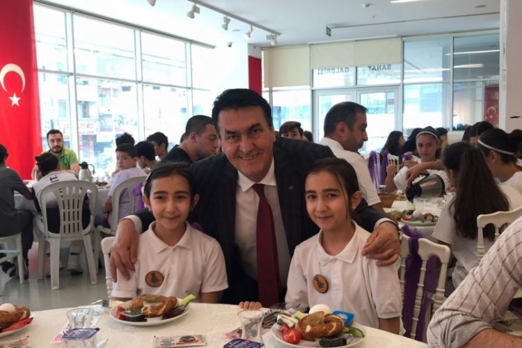 Spor kenti Bursa'da 'Osmangazi' başarılı sporcuları buluşturdu