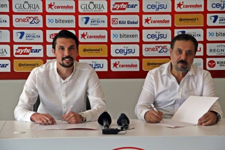 Alperen Uysal, Antalyaspor'da