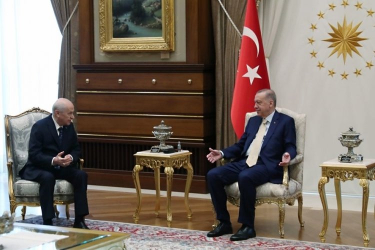Beştepe'de Erdoğan ve Bah&ccedil;eli'den s&uuml;rpriz g&ouml;r&uuml;şme...