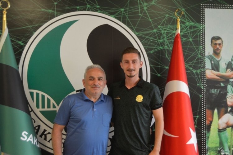 Sakaryaspor, Hakan Yavuz ile s&ouml;zleşme imzaladı