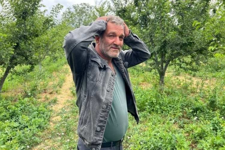 Bursa'da tarlası soyulan &ccedil;ift&ccedil;iden hırsıza mesaj: Kendisiyle &ccedil;ay i&ccedil;mek istiyorum