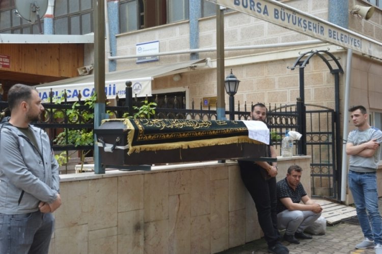 Kene ısırması sonucu yaşamını yitiren Bursalı arkeolog defnedildi