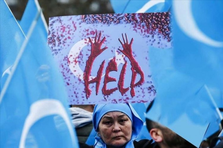 AP'den &Ccedil;in'in Uygurlara y&ouml;nelik uygulamalarına "soykırım riski" yorumu
