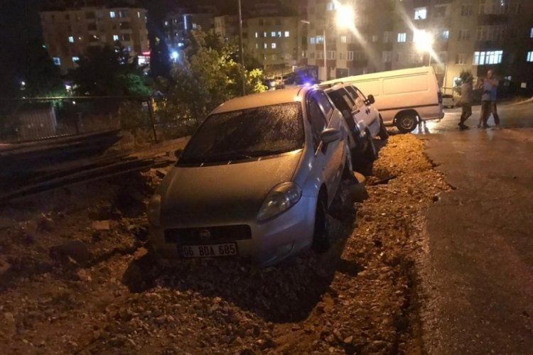 Bilecik'te sağanak sonrası yol &ccedil;&ouml;kt&uuml;