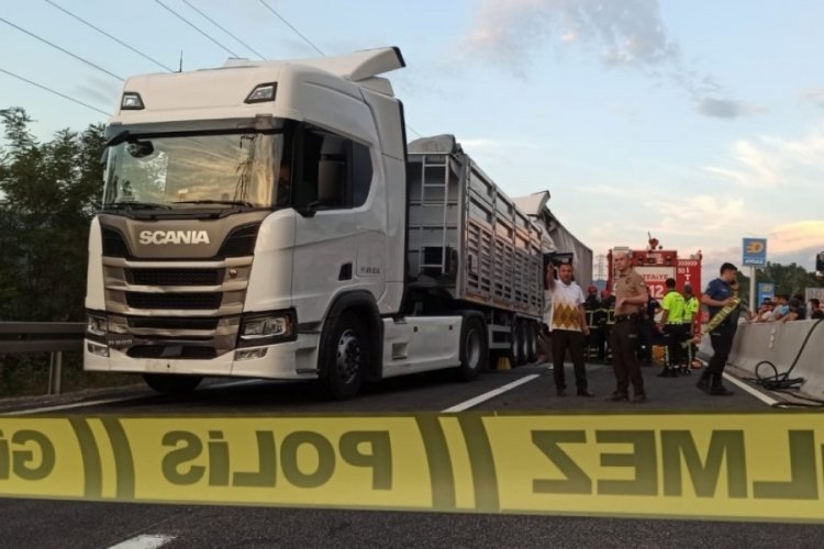 Bolu Dağı'nda korkun&ccedil; kaza: 1 &ouml;l&uuml; 1 yaralı