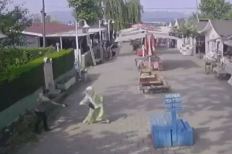 Boşanma aşamasındaki eşine ateş a&ccedil;tı