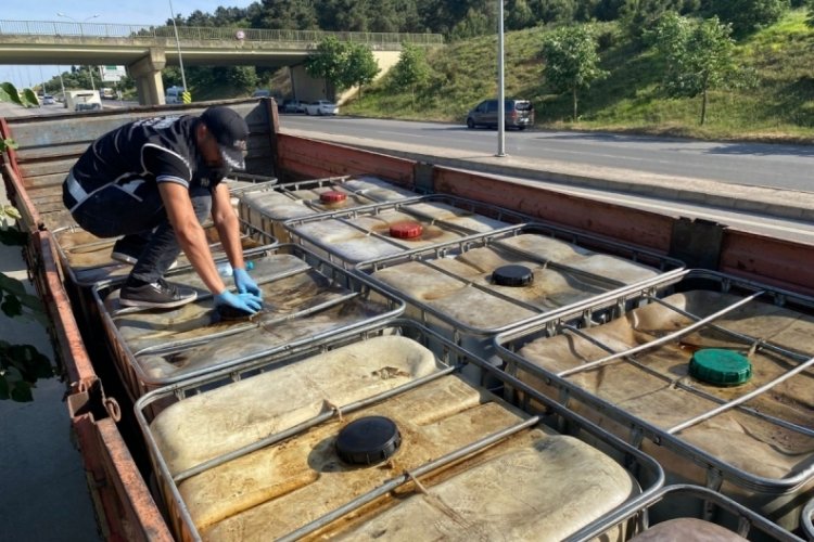 20 bin litre ka&ccedil;ak akaryakıt ele ge&ccedil;irildi