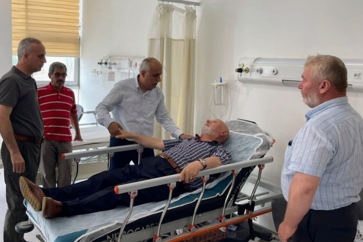 Bursa'da oğlunun &ouml;l&uuml;m haberini alan baba Mustafa Cez hastaneye kaldırıldı