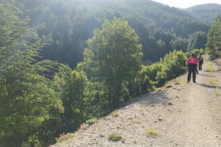 Ortadan kaybolan gen&ccedil;ler ormanlık alanda aranıyor