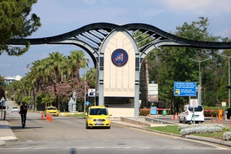 Akdeniz &Uuml;niversitesi ve KYK'dan &ouml;ğrenci intiharlarına ilişkin a&ccedil;ıklama yapıldı