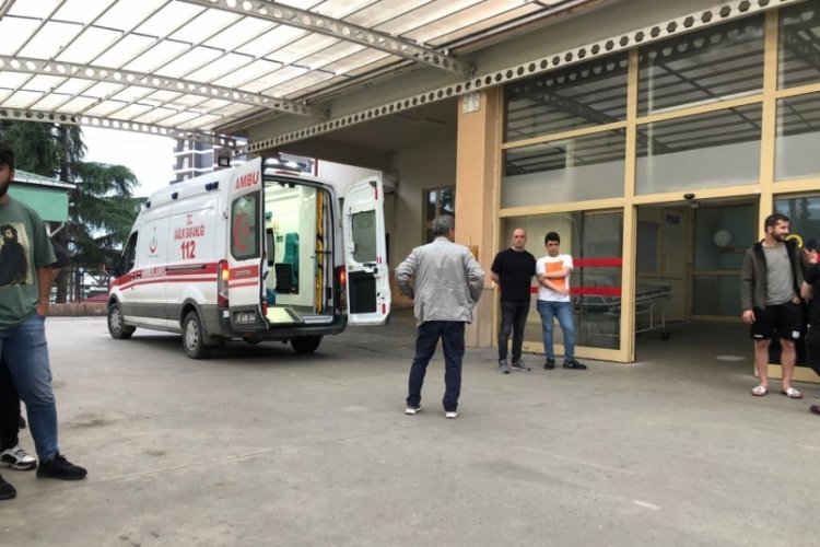 İlkel teleferikten d&uuml;şen 2 kadından biri &ouml;ld&uuml;, diğeri yaralandı